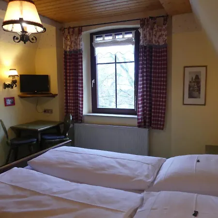 Bayerischer Hof-2